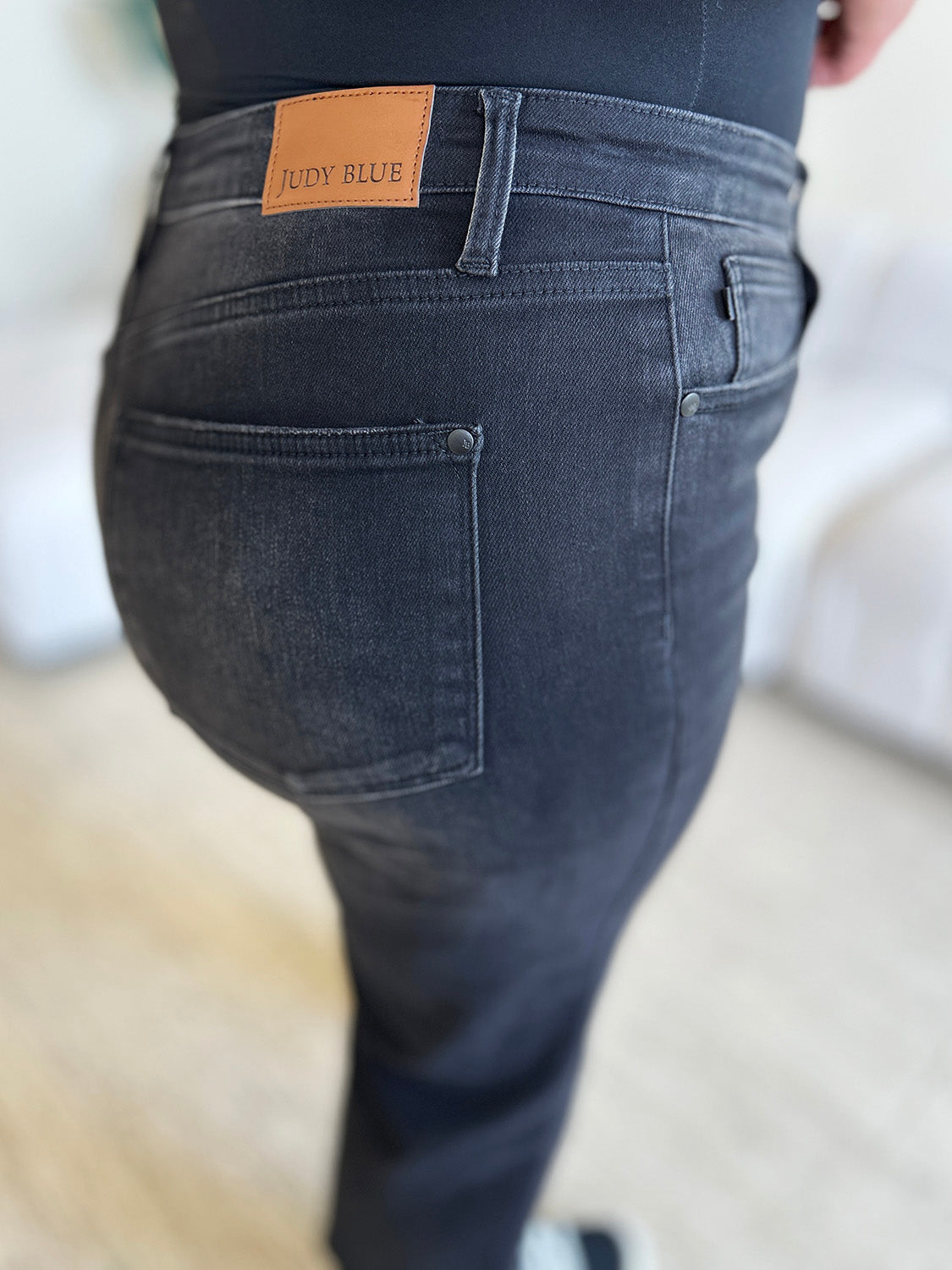 🖤Judy Blue High Waist Button Fly Jeans