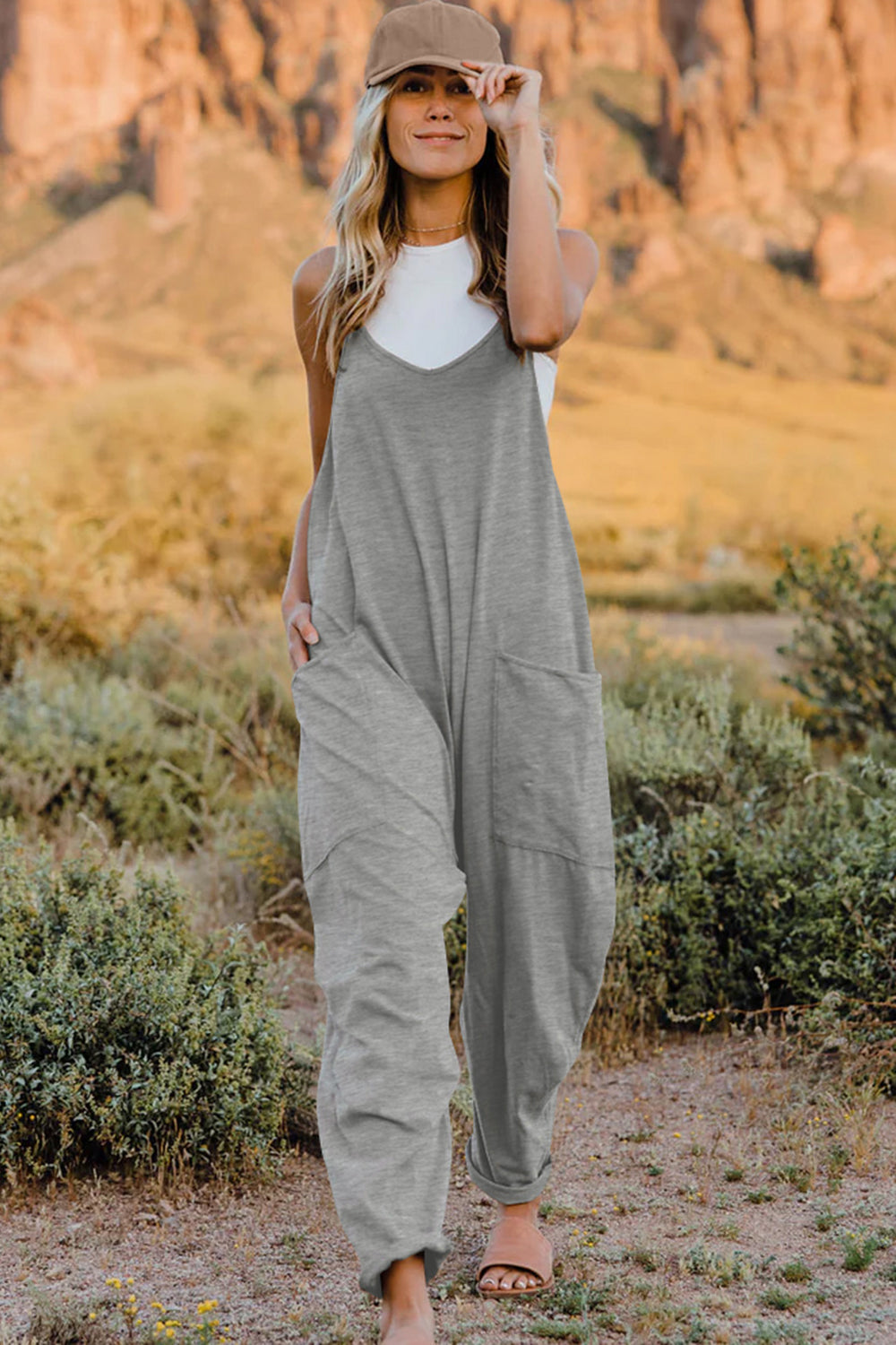 ☀️V-Neck Tank Jumpsuit with Pockets