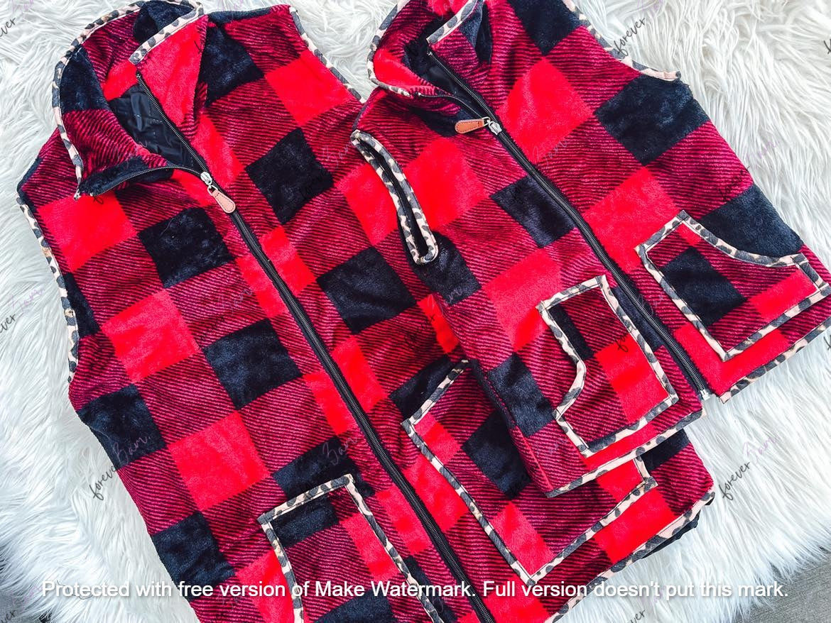 RTS: Mommy & Me Plaid & leopard Vests *