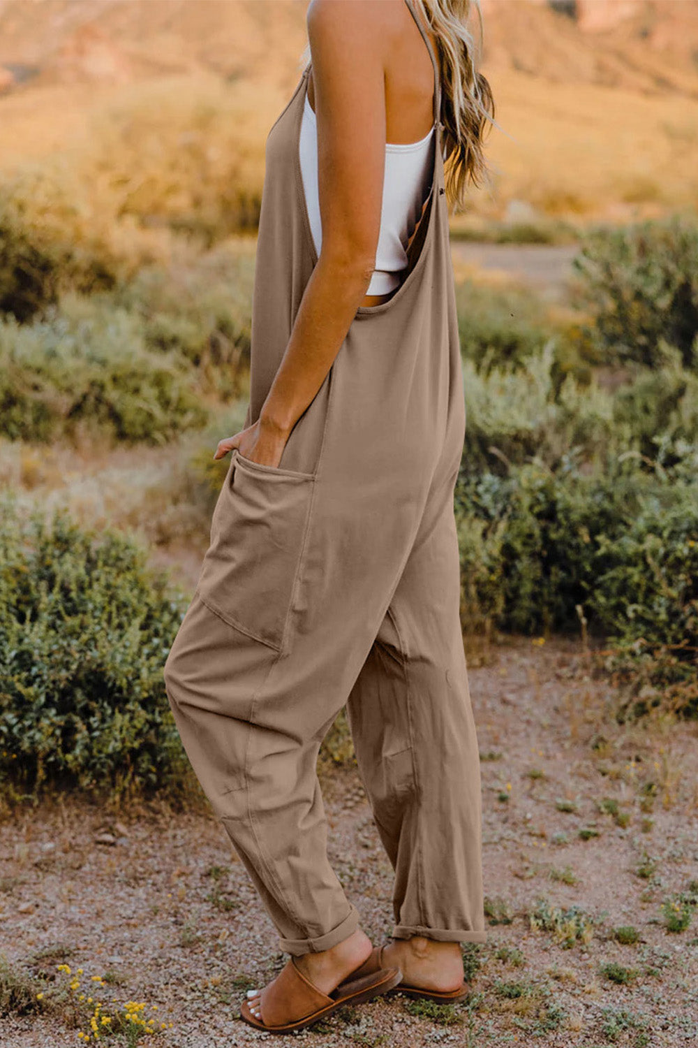 ☀️V-Neck Tank Jumpsuit with Pockets