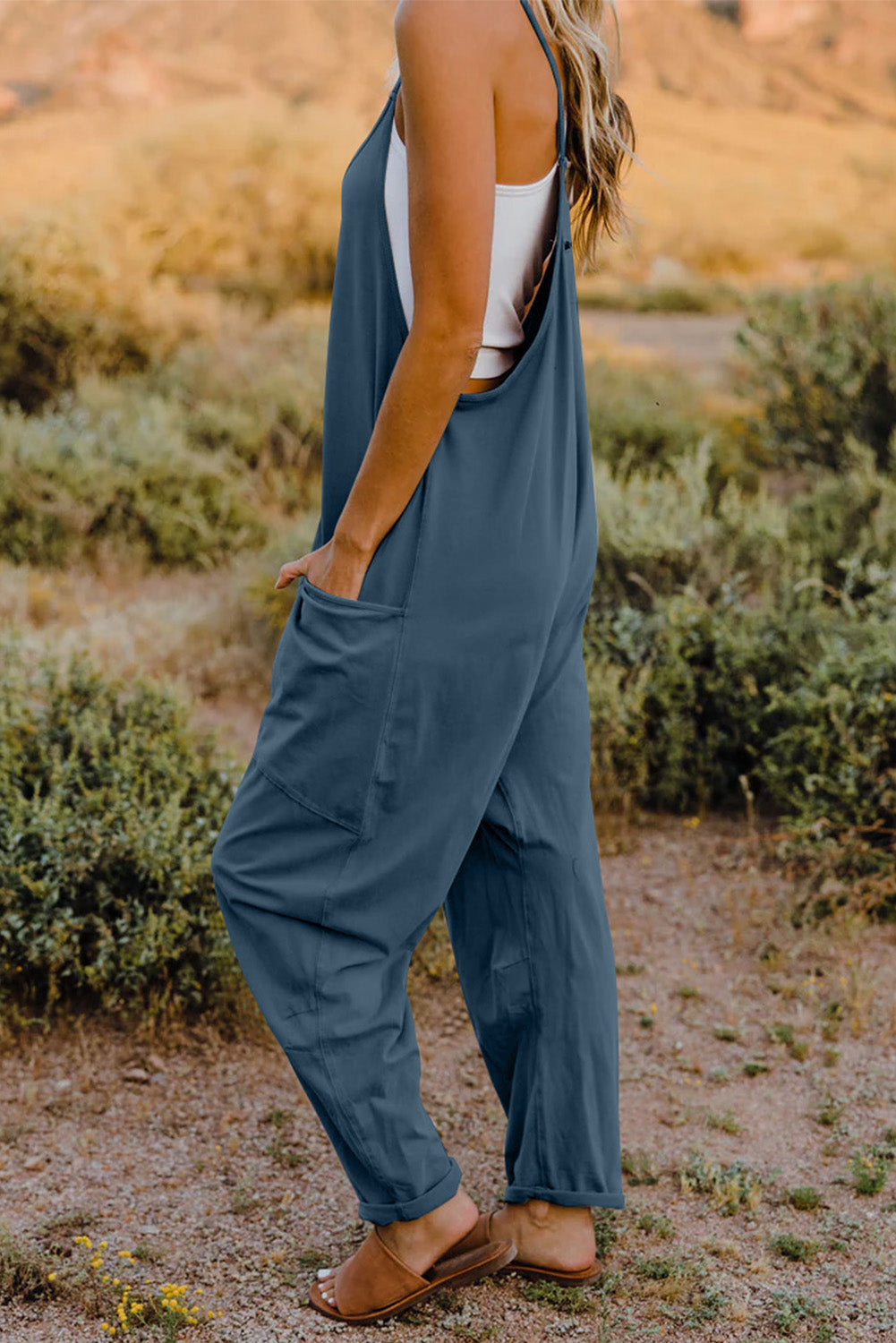 ☀️V-Neck Tank Jumpsuit with Pockets