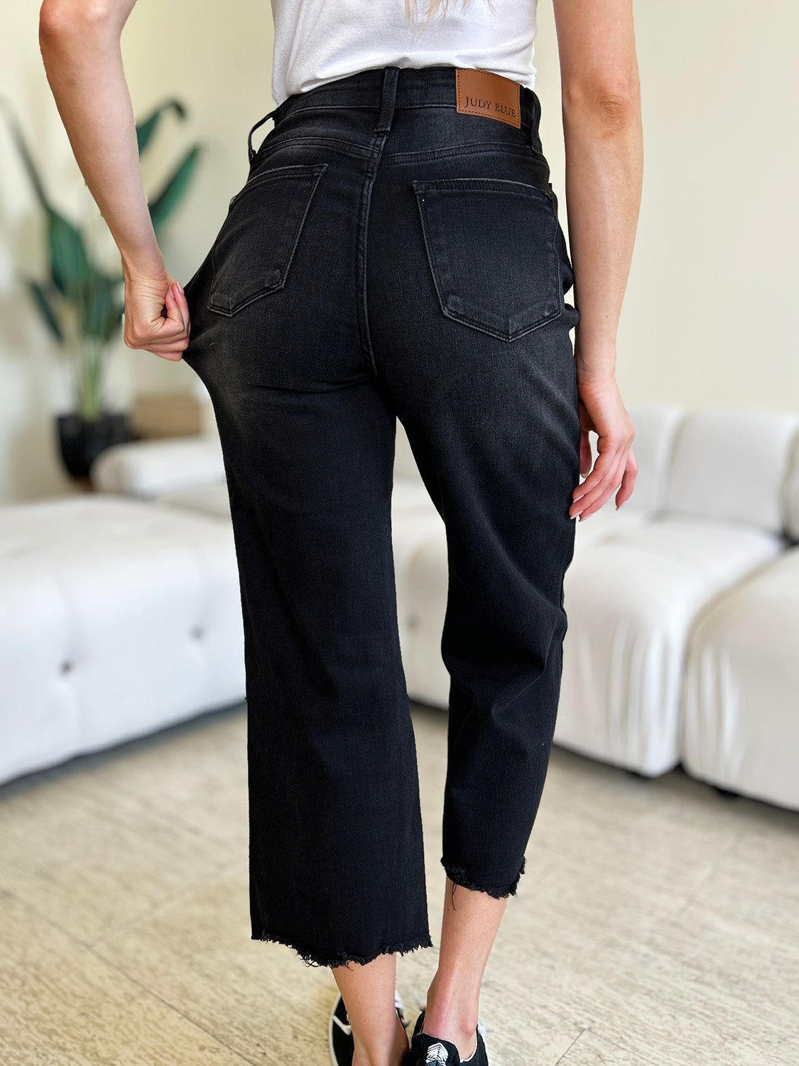 🖤Judy Blue High Waist Button Fly Jeans