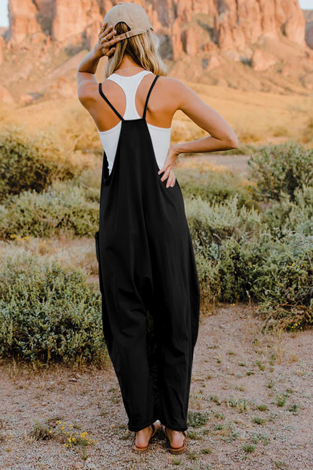 ☀️V-Neck Tank Jumpsuit with Pockets