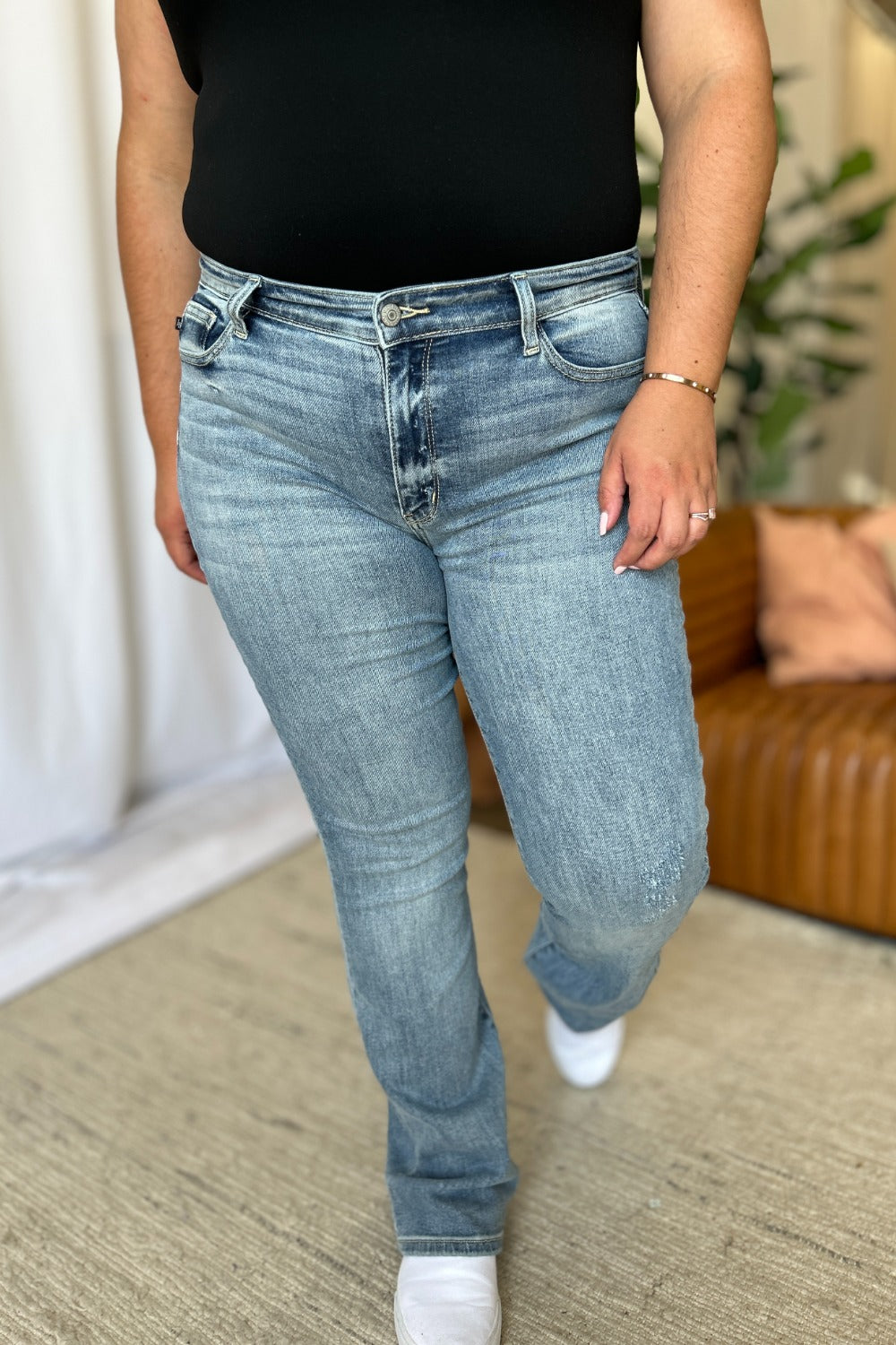 Judy Blue Medium Rise Bootcut Jeans