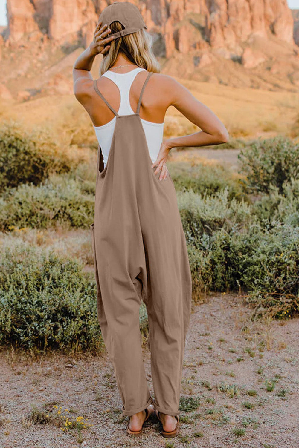 ☀️V-Neck Tank Jumpsuit with Pockets