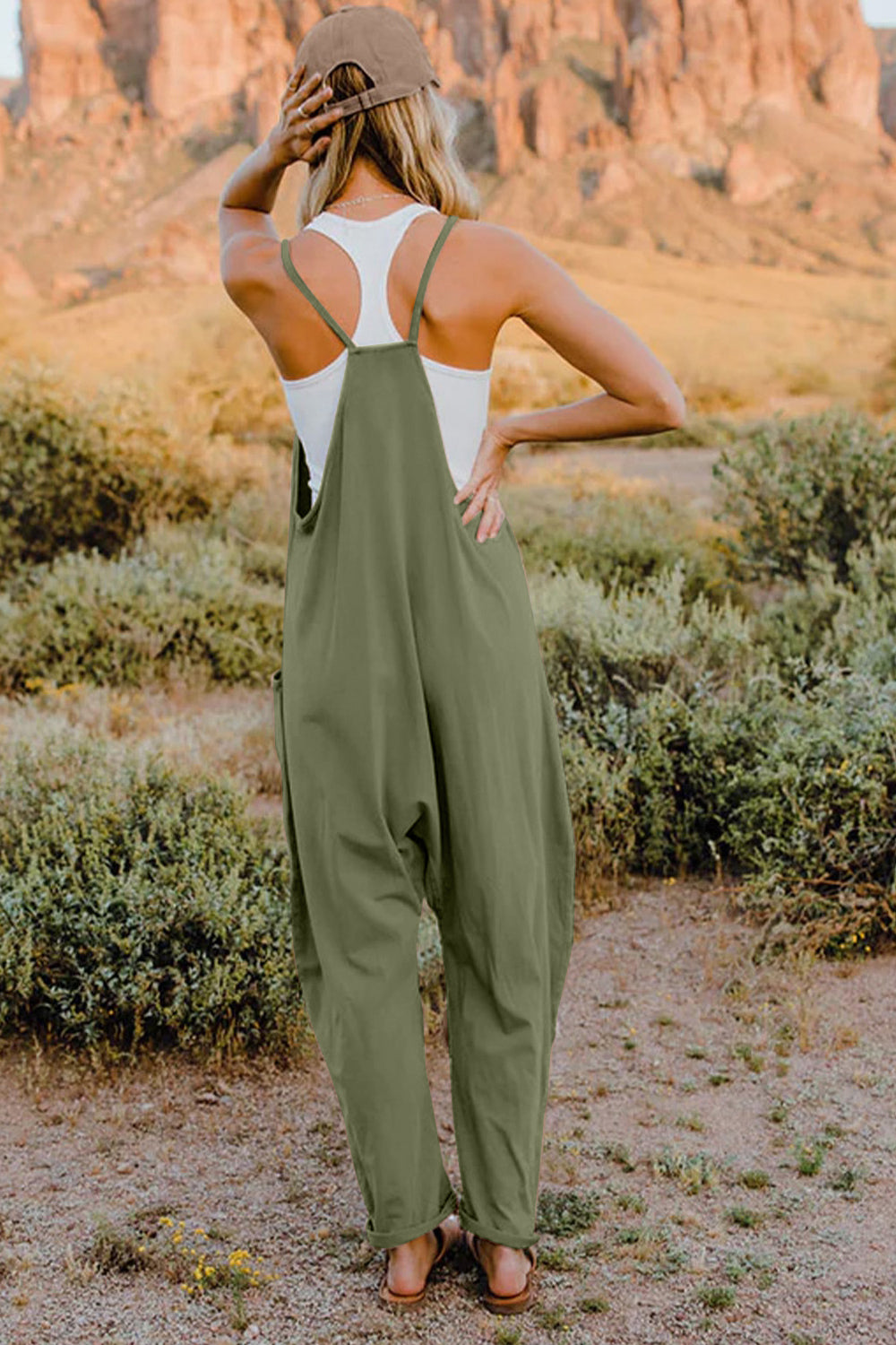 ☀️V-Neck Tank Jumpsuit with Pockets