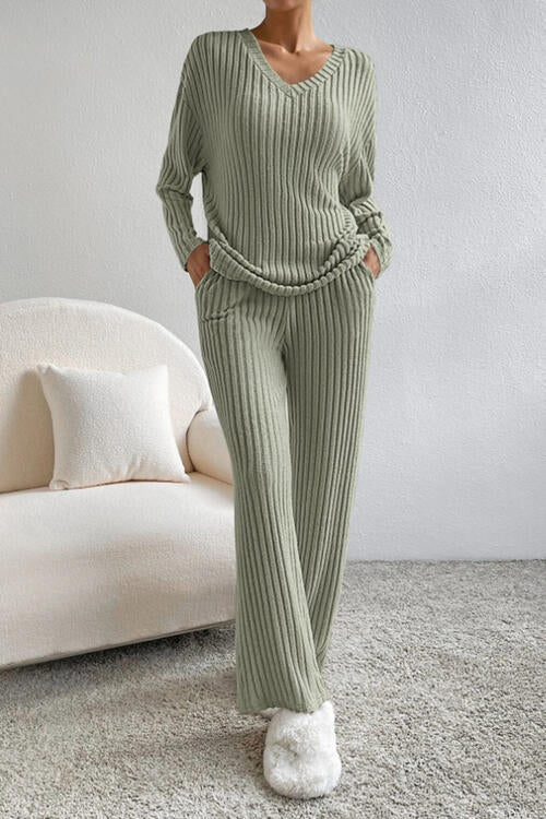 🫶Ribbed V-Neck Top and Pants Set